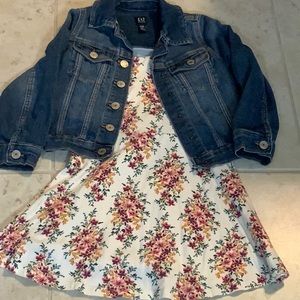 Girls Old Navy skater dress in EUC